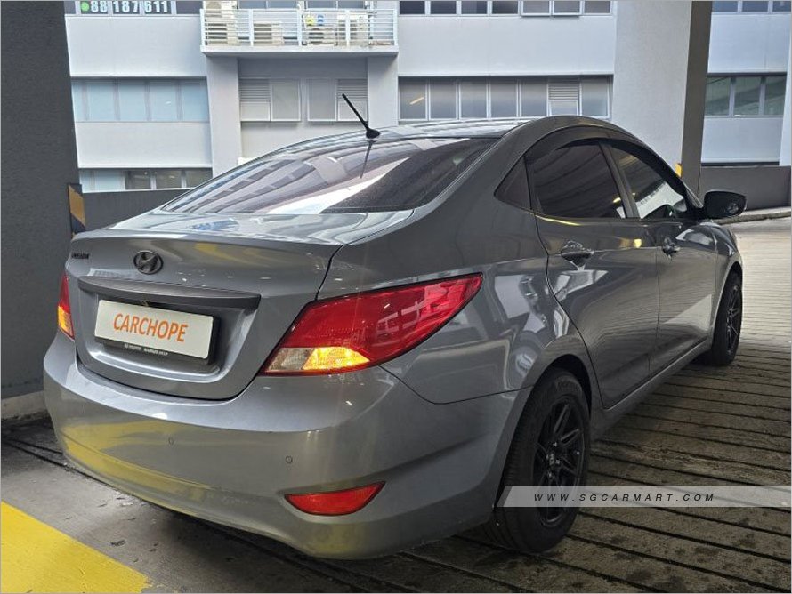 Hyundai Accent 1.4A
