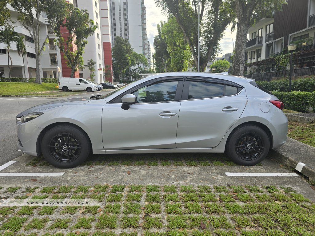 Mazda 3 HB 1.5A Sunroof