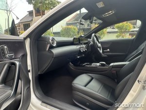 Mercedes-Benz CLA-Class CLA180 Progressive