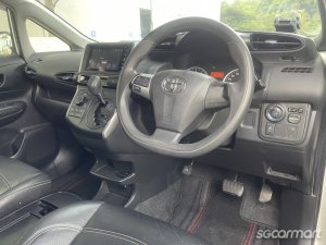 Toyota Wish 1.8A Elegance