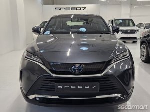 Toyota Harrier Hybrid 2.5A Luxury Sunroof