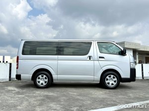 Toyota Hiace 2.8A DX