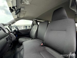 Toyota Hiace 2.8A DX