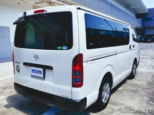 Toyota Hiace 2.0A DX