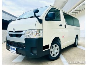 Toyota Hiace 2.0A