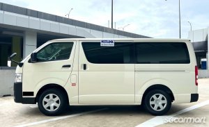 Toyota Hiace 2.0A