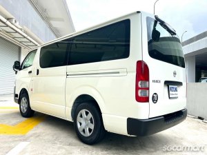Toyota Hiace 2.0A