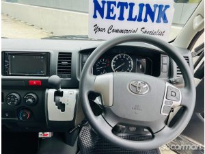 Toyota Hiace 2.0A