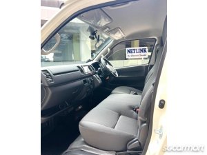 Toyota Hiace 2.0A