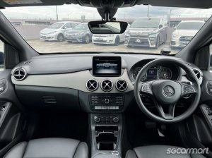 Mercedes-Benz B-Class B180 Style
