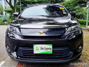 Toyota Harrier 2.0A Elegance Panoramic Roof