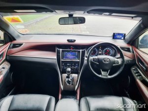 Toyota Harrier 2.0A Elegance Panoramic Roof