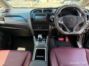 Honda Shuttle Hybrid 1.5A