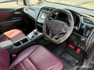 Honda Shuttle Hybrid 1.5A