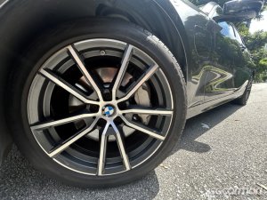 BMW 3 Series 330e Plug-in Hybrid Luxury