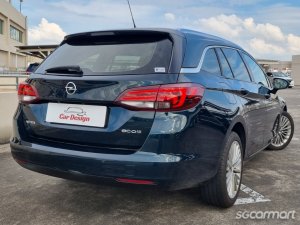 Opel Astra Sports Tourer 1.0A
