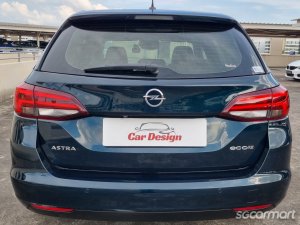 Opel Astra Sports Tourer 1.0A