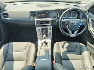 Volvo S60 T2