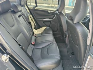 Volvo S60 T2