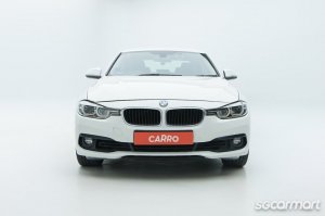 BMW 3 Series 318i Luxury