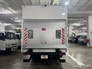 Mitsubishi Fuso Canter FEB21