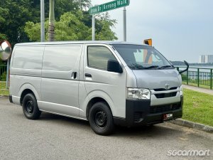 Toyota Hiace 2.0A DX