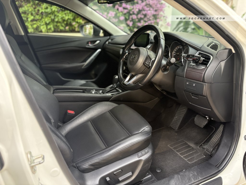 Mazda 6 2.0A