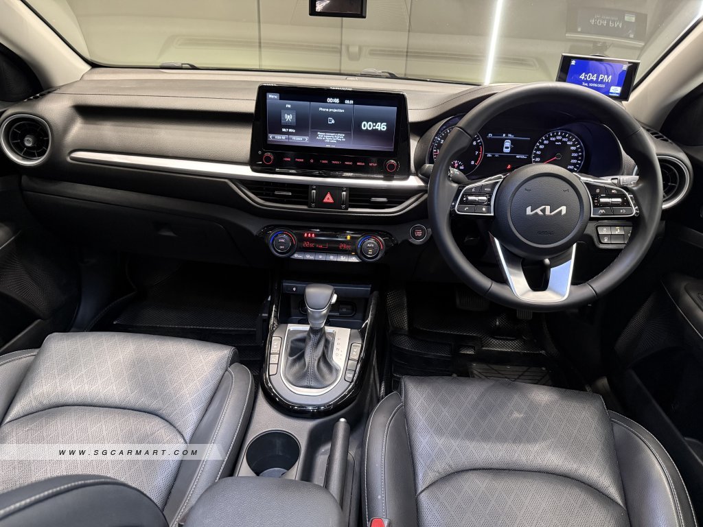 Kia Cerato 1.6A Smartstream SX Sunroof