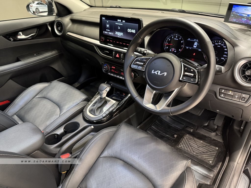 Kia Cerato 1.6A Smartstream SX Sunroof