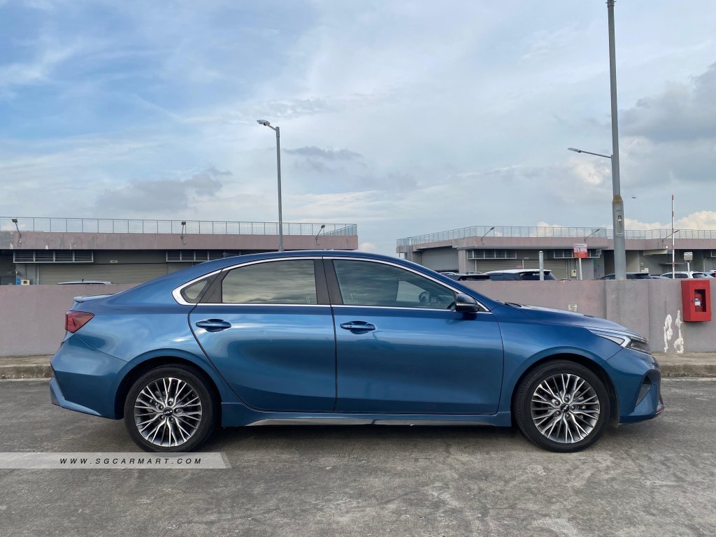 Kia Cerato 1.6A GT Line SX Sunroof