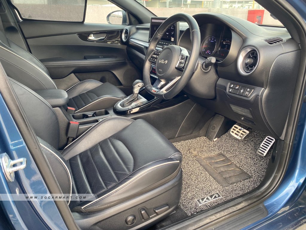 Kia Cerato 1.6A GT Line SX Sunroof