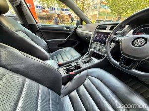 Volkswagen Golf 1.4A TSI Comfortline R-Line