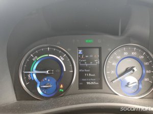 Toyota Alphard Hybrid 2.5A X