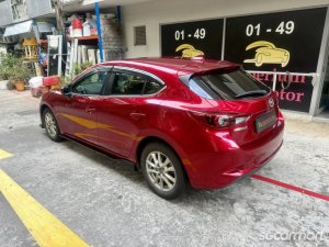 Mazda 3 HB 1.5A Deluxe Sunroof