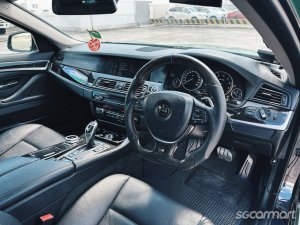 BMW 5 Series 528i (COE till 09/2030)