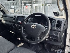 Toyota Hiace 3.0M