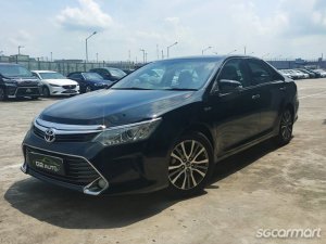 Toyota Camry 2.0A (New 10-yr COE)
