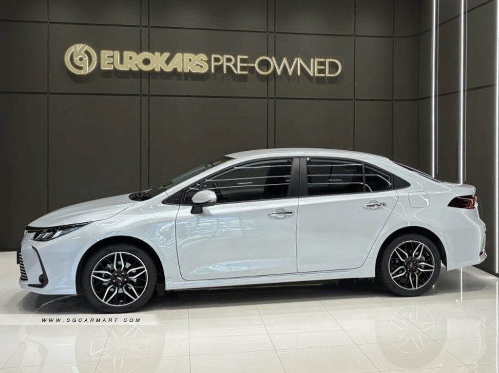 Toyota Corolla Altis 1.6A Standard