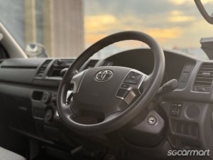 Toyota Hiace 2.0A DX