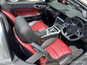Mercedes-Benz SLC-Class SLC180 AMG Line