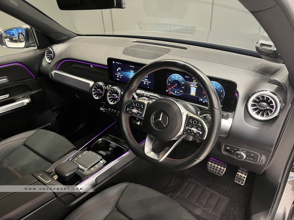 Mercedes-Benz GLB-Class GLB180 AMG Line
