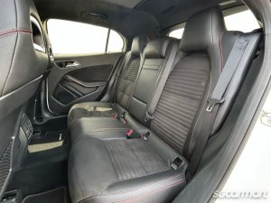 Mercedes-Benz GLA-Class GLA200 AMG Line