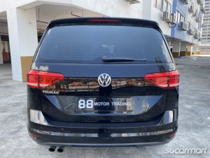 Volkswagen Touran 1.4A TSI Comfortline Sunroof