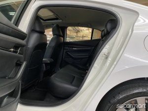 Mazda 3 Mild Hybrid 1.5A Elegance Sunroof