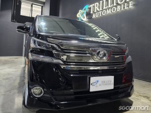 Toyota Vellfire 2.5A X 8-Seater