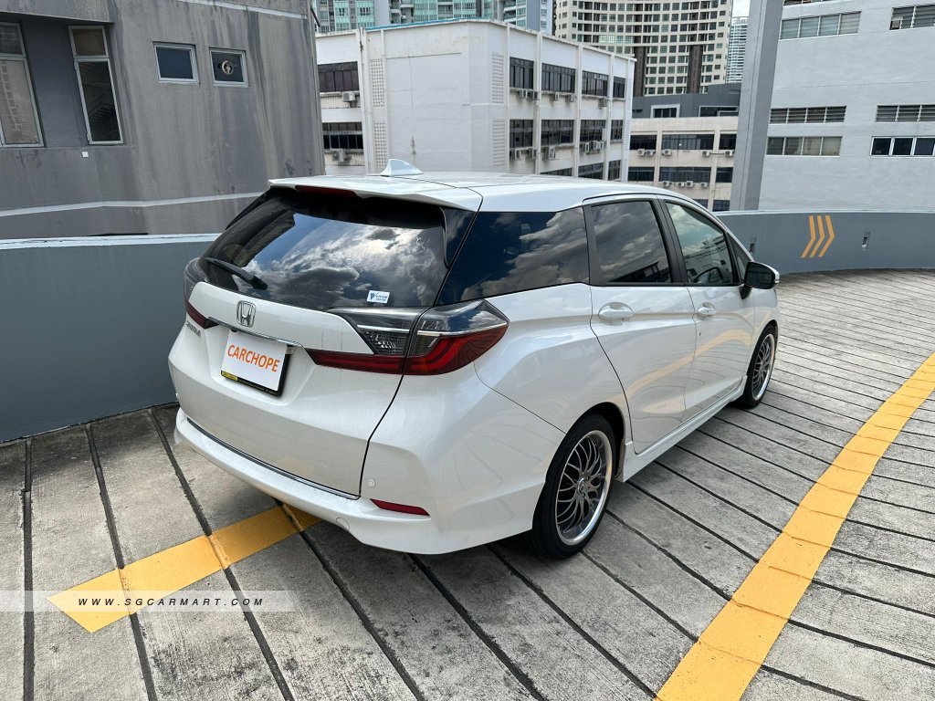Honda Shuttle 1.5A G Honda Sensing