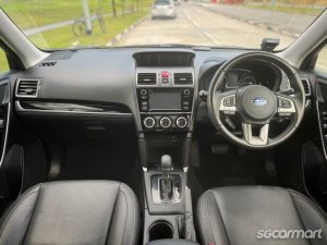 Subaru Forester 2.0i-L Sunroof