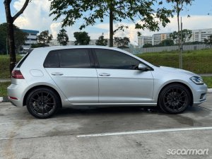 Volkswagen Golf 1.4A TSI Highline Sunroof