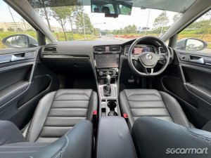 Volkswagen Golf 1.4A TSI Highline Sunroof