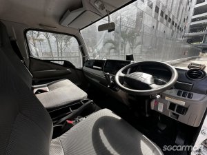 Mitsubishi Fuso Canter FEB21
